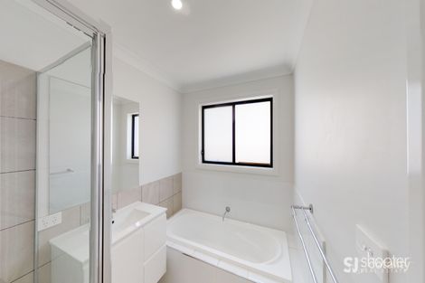 Property photo of 13 Mortlock Avenue Dubbo NSW 2830