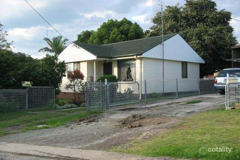 9 Pine Pl, Gateshead, NSW 2290