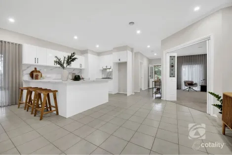 Property photo of 81 Earlsfield Drive Berwick VIC 3806