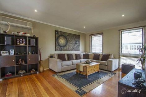 31 Clovelly Pde, Seaford, VIC 3198