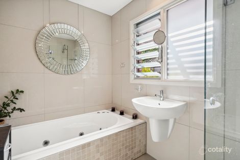 Property photo of 6 Manooka Place Warriewood NSW 2102