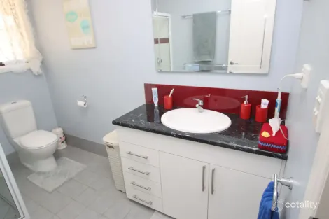 Property photo of 42 Petre Street Tenterfield NSW 2372