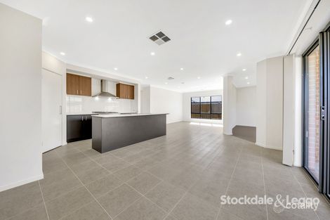 Property photo of 8 Mossop Road Tarneit VIC 3029