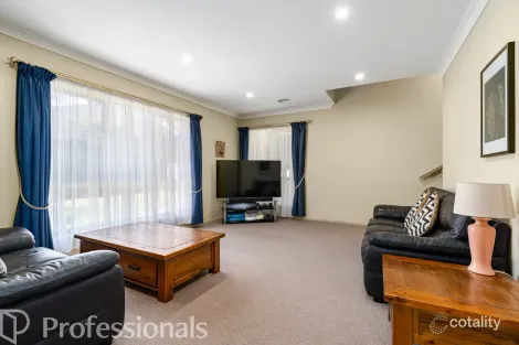 Property photo of 36 Goldfinch Way Orange NSW 2800