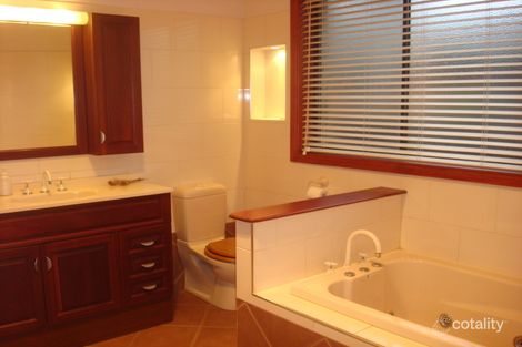 Property photo of 594 Gilbert Road Reservoir VIC 3073