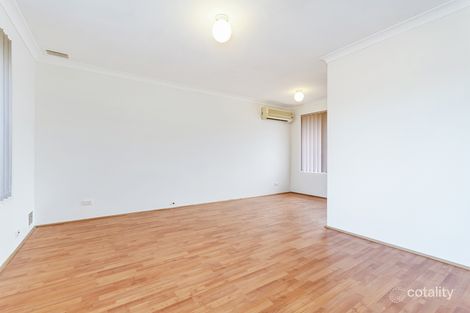 Property photo of 17 Richards Crescent Craigie WA 6025