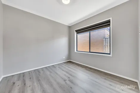 Property photo of 19 Evadene Drive Tarneit VIC 3029