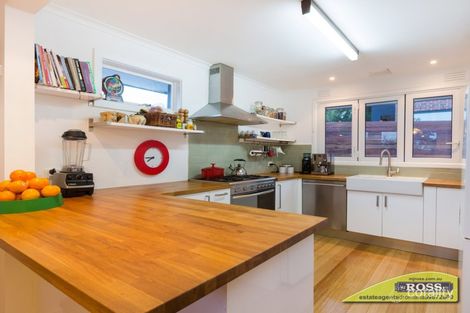 Property photo of 27 Macedon Avenue Dromana VIC 3936