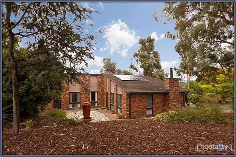 17 Clubbe Cres, Macgregor, ACT 2615