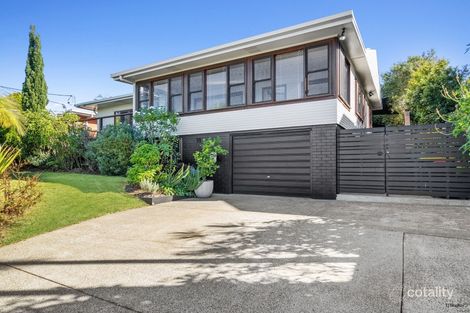 Property photo of 17 Seaview Road Banora Point NSW 2486