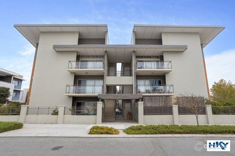 Property photo of 24/2 Villa Pass Ellenbrook WA 6069