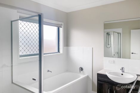 Property photo of 12 Mount Edwards Street Park Ridge QLD 4125