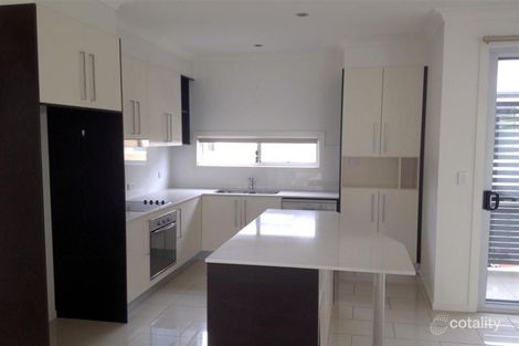 Property photo of 2/57 Sisley Street St Lucia QLD 4067