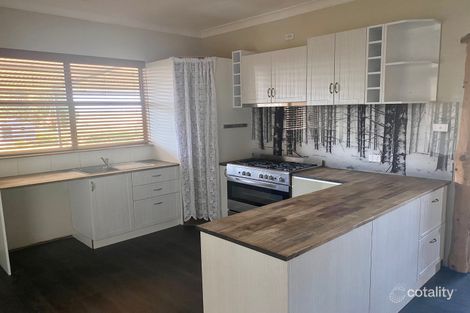 Property photo of 22 Thomas Street Lyndhurst NSW 2797