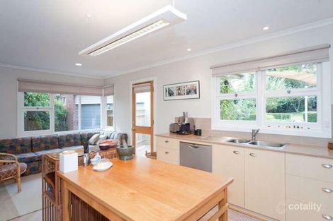 Property photo of 5 Selbourne Place Lindisfarne TAS 7015