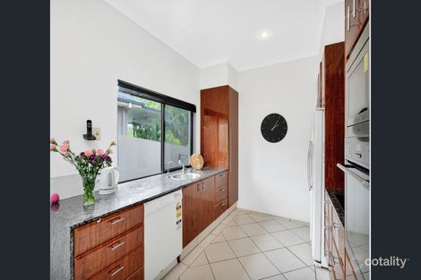 Property photo of 39 Maltravers Drive Arundel QLD 4214