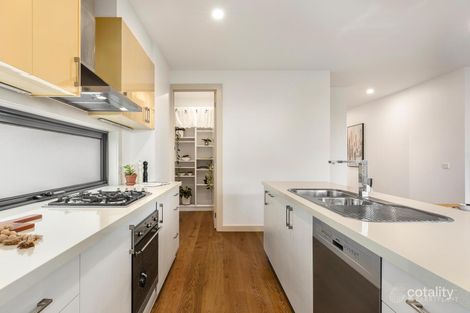 Property photo of 2/5 Leonard Court Doncaster VIC 3108