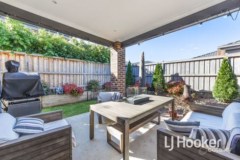 Property photo of 3 Jomon Way Officer VIC 3809