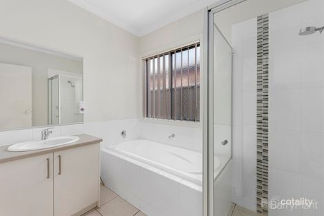 205 Jobs Gully Rd, Eaglehawk, VIC 3556