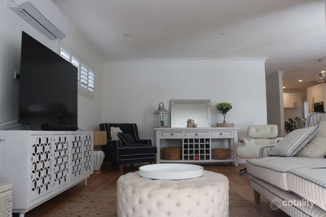 Property photo of 31 Sunbrite Avenue Mermaid Beach QLD 4218