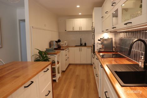 Property photo of 31 Sunbrite Avenue Mermaid Beach QLD 4218