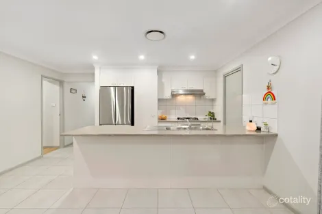 Property photo of 18 Arbour Avenue Fletcher NSW 2287