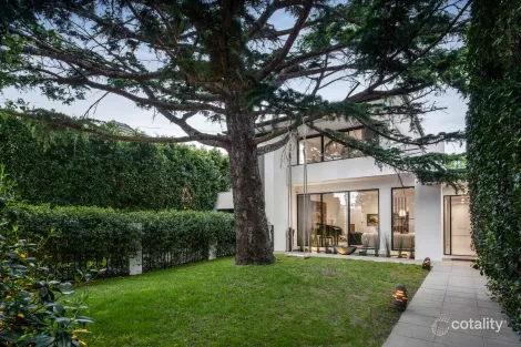 Property photo of 30 Edro Avenue Brighton East VIC 3187