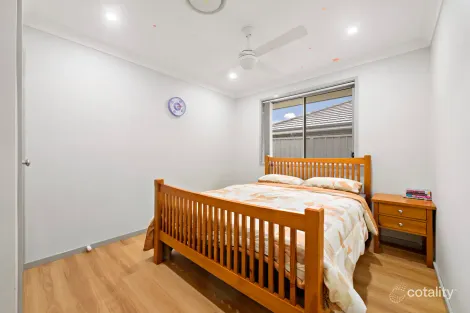 Property photo of 18 Arbour Avenue Fletcher NSW 2287