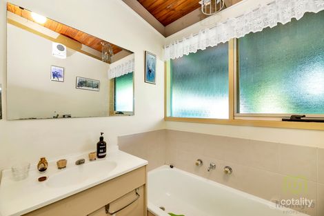 Property photo of 57 Pennington Crescent Calwell ACT 2905