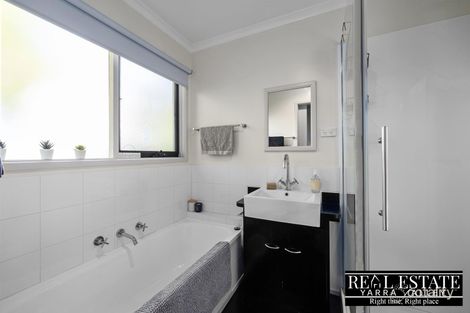 Property photo of 10 Swiss Chalet Road Badger Creek VIC 3777