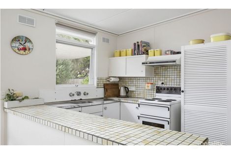 Property photo of 7 Waiora Court Point Lonsdale VIC 3225