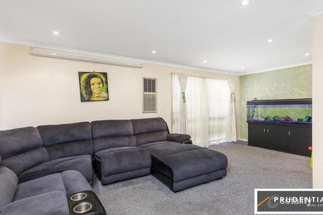 Property photo of 2 Seyton Place Rosemeadow NSW 2560