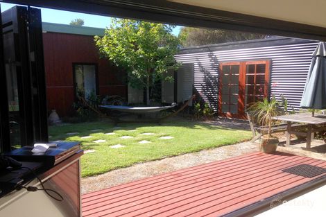 Property photo of 60 Seaview Drive Walkerville VIC 3956