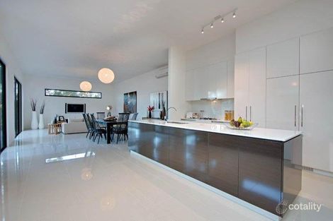 Property photo of 98 Old Warrandyte Road Ringwood North VIC 3134