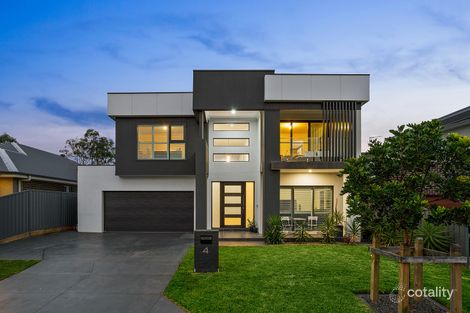 4/4 Saddleback Cres, Kembla Grange, NSW 2526