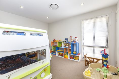 Property photo of 10 Oregon Avenue Fletcher NSW 2287