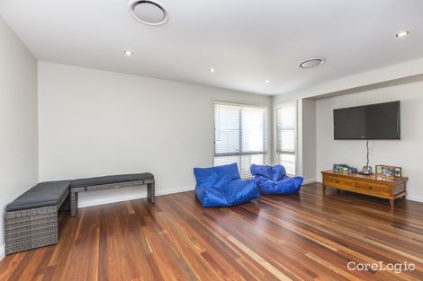 Property photo of 10 Oregon Avenue Fletcher NSW 2287