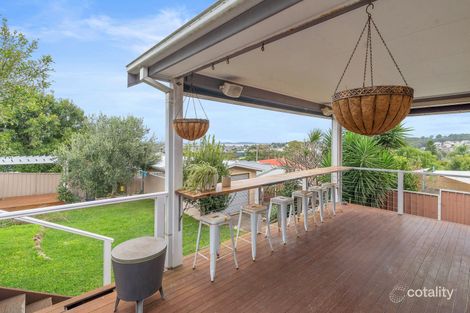 15 Kanundra St, Belmont North, NSW 2280