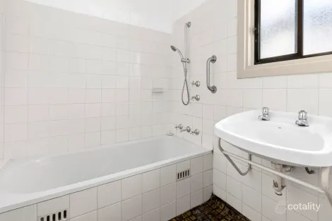 Property photo of 39 Coral Street Loxton SA 5333