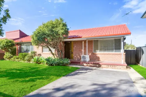 Property photo of 1A Woodlawn Drive Toongabbie NSW 2146