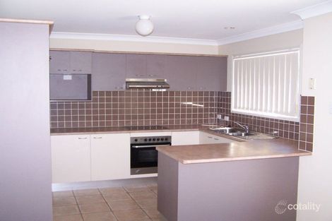 Property photo of 2/30 Federation Street Wynnum West QLD 4178