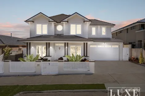 Property photo of 28 Firenze Road Greenvale VIC 3059