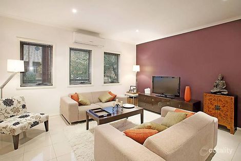 Property photo of 7 Reynolds Lane Kensington VIC 3031