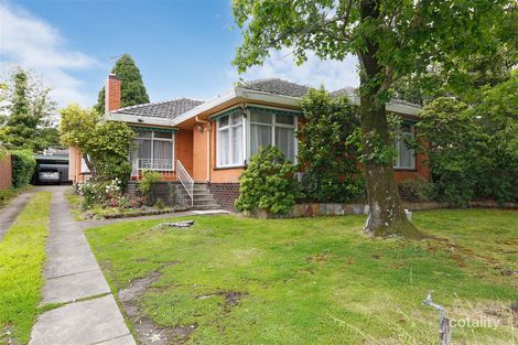 Property photo of 10 Burramine Road Glen Waverley VIC 3150