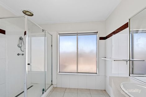 Property photo of 36 Cairnlea Drive Cairnlea VIC 3023