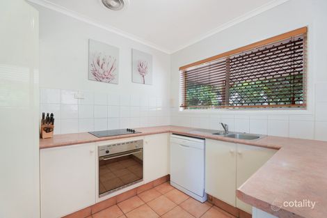 Property photo of 19 Woodroffe Avenue Main Beach QLD 4217