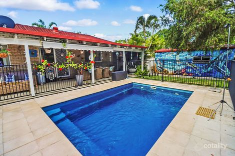 Property photo of 9 Jennylee Close Urangan QLD 4655