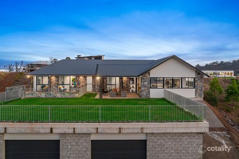 Property photo of 16 Keira Court Blue Mountain Heights QLD 4350