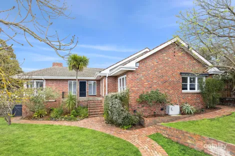 Property photo of 1 Pilrig Avenue Newtown VIC 3220