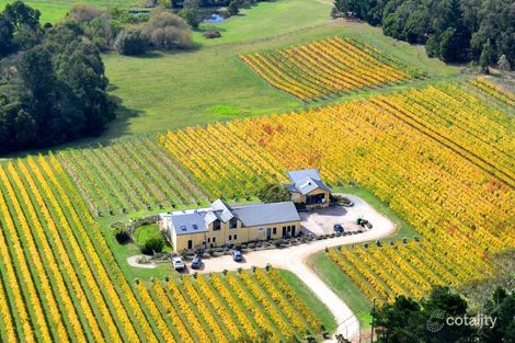 120 Arthurs Seat Rd, Red Hill, VIC 3937